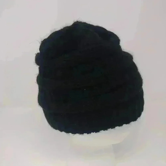 CC knit beanie - Picture 3 of 4